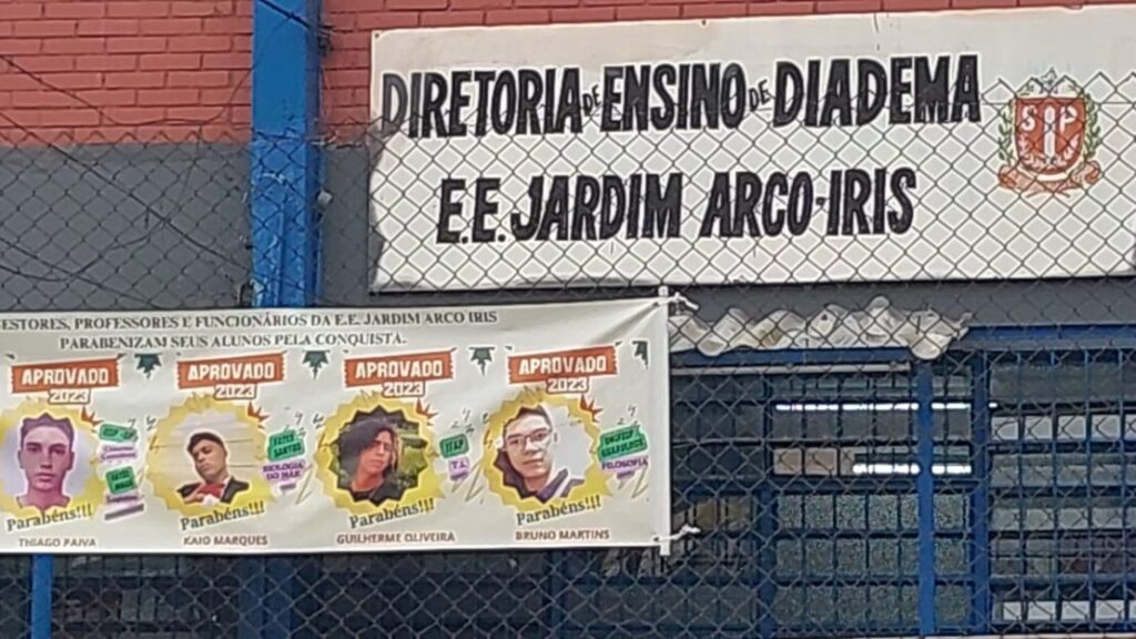 Alunos aprovados. Foto: divulgação