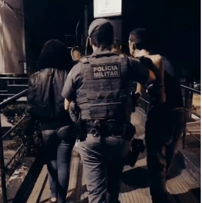 Trio sendo preso em Diadema. Foto: Polícia Militar