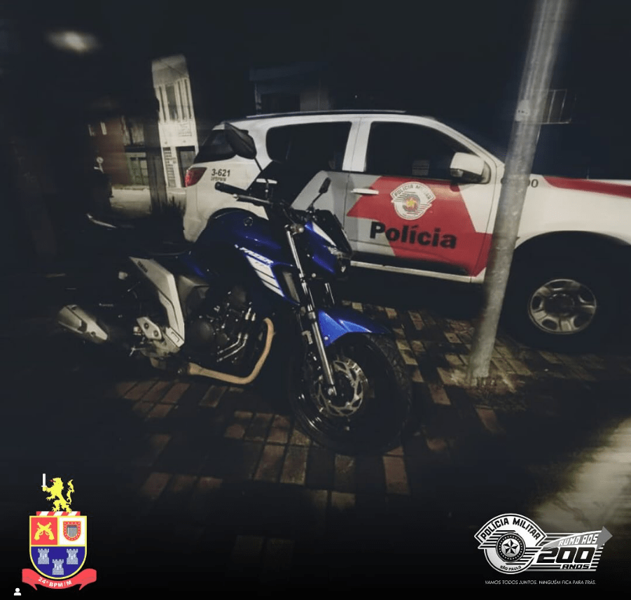 Moto recuperada pela PM. Foto: Polícia Militar